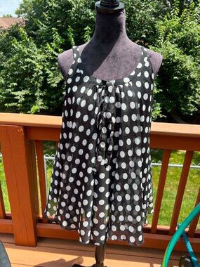 The Pyramid Collection "Lucy" Black and White Polka Dot Flowy Top